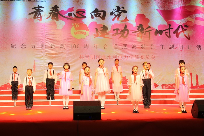 合唱8.jpg 合唱8.jpg
